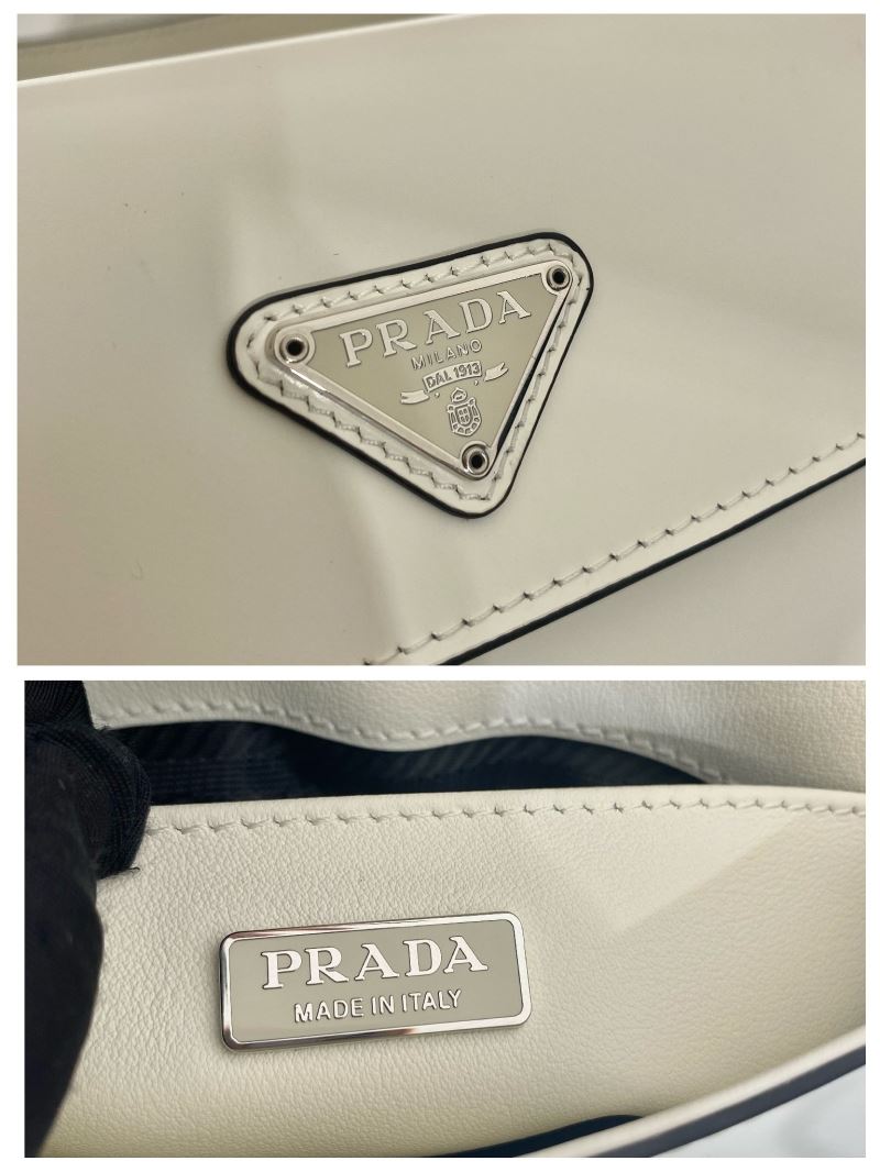 Pra*a hobo bags